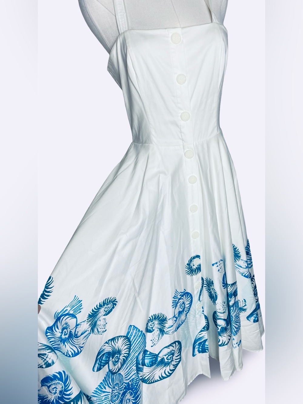 White House Black Market Seashell Print Button Front Fit & Flare Midi Dress
6 - Picture 6 of 10